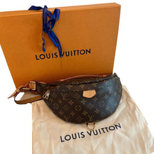 Load image into Gallery viewer, Louis Vuitton Bumbag Fanny Pack Monogram