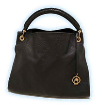 Load image into Gallery viewer, Louis Vuitton Artsy MM Empreinte Noir