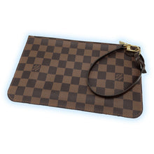 Load image into Gallery viewer, Louis Vuitton Neverfull MM Clutch Pochette