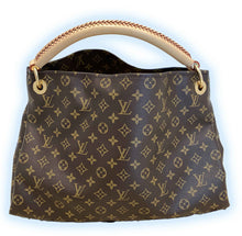 Load image into Gallery viewer, Louis Vuitton Artsy MM Monogram