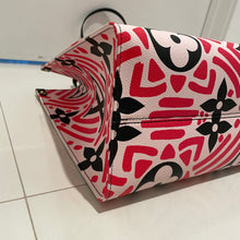 Load image into Gallery viewer, Louis Vuitton Crafty Onthego GM Creme Rouge