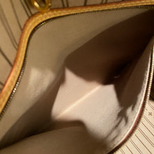 Load image into Gallery viewer, Louis Vuitton Delightfull MM Monogram