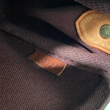 Load image into Gallery viewer, Louis Vuitton Favorite PM Monogram