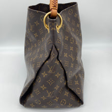 Load image into Gallery viewer, Louis Vuitton Artsy MM Monogram