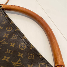 Load image into Gallery viewer, Louis Vuitton Artsy MM Monogram