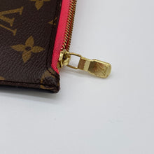Load image into Gallery viewer, Louis Vuitton Neverfull MM Monogram Clutch Pochette Limited Edition