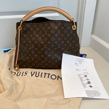 Load image into Gallery viewer, Louis Vuitton Artsy MM Monogram