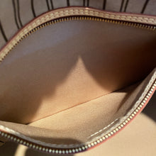 Load image into Gallery viewer, Louis Vuitton Neverfull MM Monogram