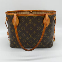 Load image into Gallery viewer, Louis Vuitton Neverfull PM Monogram