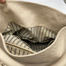 Load image into Gallery viewer, Louis Vuitton Artsy MM Empreinte Neige