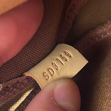 Load image into Gallery viewer, Louis Vuitton Multi Pochette Accessoires Rose