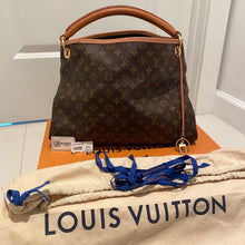 Load image into Gallery viewer, Louis Vuitton Artsy MM Monogram