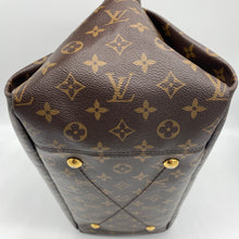 Load image into Gallery viewer, Louis Vuitton Artsy MM Monogram