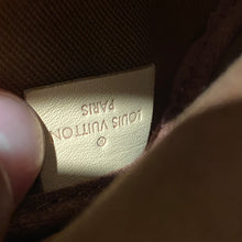 Load image into Gallery viewer, Louis Vuitton Multi Pochette Accessoires Rose