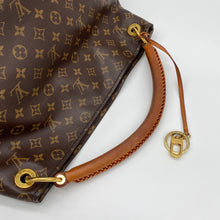 Load image into Gallery viewer, Louis Vuitton Artsy MM Monogram