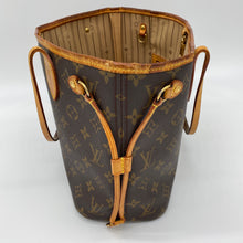 Load image into Gallery viewer, Louis Vuitton Neverfull PM Monogram