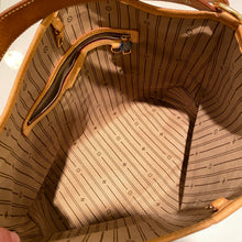 Load image into Gallery viewer, Louis Vuitton Delightfull MM Monogram