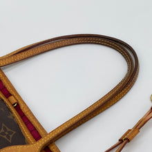 Load image into Gallery viewer, Louis Vuitton Neverfull PM Monogram