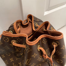 Load image into Gallery viewer, Louis Vuitton Montsouris GM Backpack