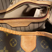 Load image into Gallery viewer, Louis Vuitton Delightful MM Monogram