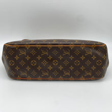 Load image into Gallery viewer, Louis Vuitton Batignolles Horizontal Monogram