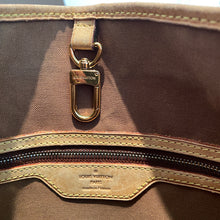 Load image into Gallery viewer, Louis Vuitton Batignolles Monogram