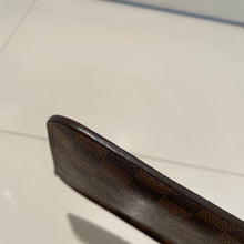 Load image into Gallery viewer, Louis Vuitton Neverfull MM Clutch Pochette