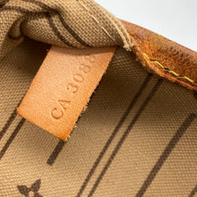 Load image into Gallery viewer, Louis Vuitton Neverfull MM Monogram