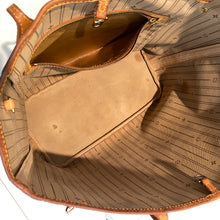 Load image into Gallery viewer, Louis Vuitton Neverfull MM Monogram