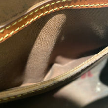 Load image into Gallery viewer, Louis Vuitton Bel Air Monogram