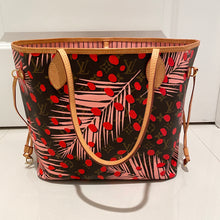 Load image into Gallery viewer, Louis Vuitton Neverfull MM Jungle Dot Edition