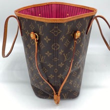 Load image into Gallery viewer, Louis Vuitton Neverfull MM Monogram