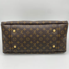 Load image into Gallery viewer, Louis Vuitton Artsy MM Monogram