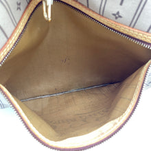 Load image into Gallery viewer, Louis Vuitton Neverfull GM Monogram