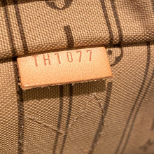 Load image into Gallery viewer, Louis Vuitton Neverfull PM Monogram