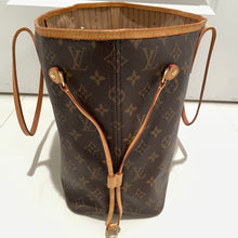Load image into Gallery viewer, Louis Vuitton Neverfull MM Monogram