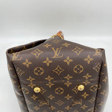 Load image into Gallery viewer, Louis Vuitton Artsy MM Monogram