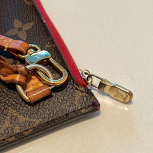Load image into Gallery viewer, Louis Vuitton Neverfull Clutch Pochette Cherry