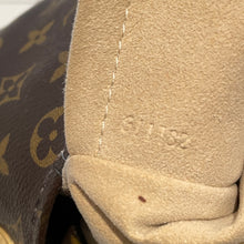 Load image into Gallery viewer, Louis Vuitton Artsy MM Monogram