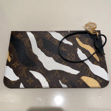 Load image into Gallery viewer, Louis Vuitton Neverfull League of Legends