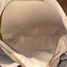 Load image into Gallery viewer, Louis Vuitton Artsy MM Monogram