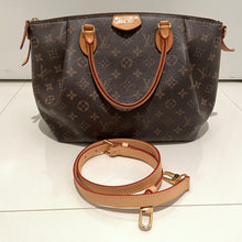 Load image into Gallery viewer, Louis Vuitton Turenne MM Monogram