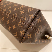 Load image into Gallery viewer, Louis Vuitton Graceful PM Pivoine