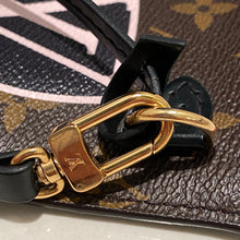Load image into Gallery viewer, Louis Vuitton Neverull World Tour Clutch