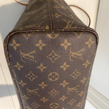 Load image into Gallery viewer, Louis Vuitton Neverfull MM Monogram