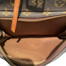 Load image into Gallery viewer, Louis Vuitton Montsouris GM Monogram