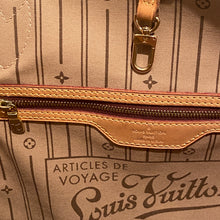 Load image into Gallery viewer, Louis Vuitton Neverfull MM Monogram