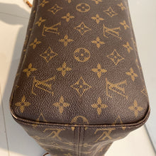 Load image into Gallery viewer, Louis Vuitton Neverfull MM Monogram