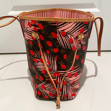 Load image into Gallery viewer, Louis Vuitton Neverfull MM Jungle Dot Edition