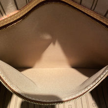 Load image into Gallery viewer, Louis Vuitton Delightful MM Monogram